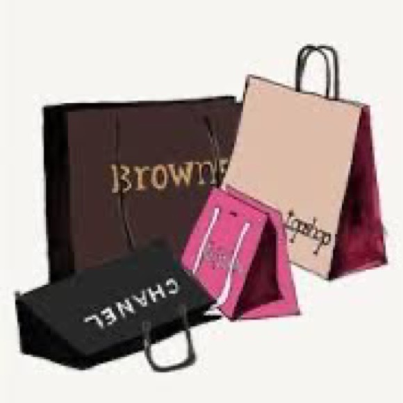 Meet your Posher, Kym - Picture 3 of 5